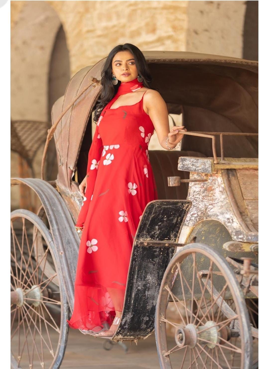 Lovely Flower Print Red Printed Georgette Anarkali Gown