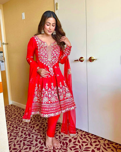 Celebrity Style Hina Khan Wear Red Color Anarkali Suit