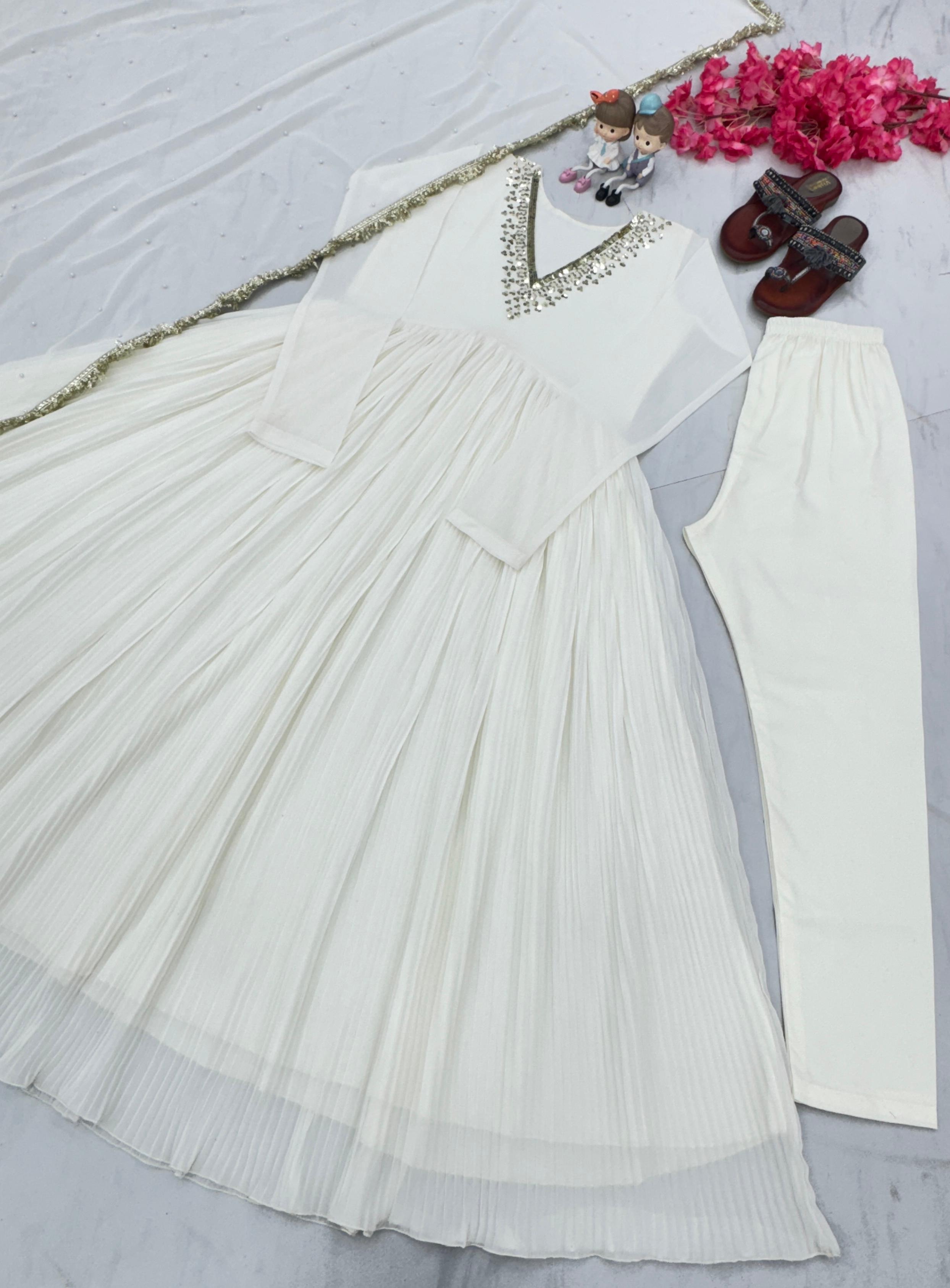 Beautiful Neck Pattern Work White Color Plated Alia Cut Gown