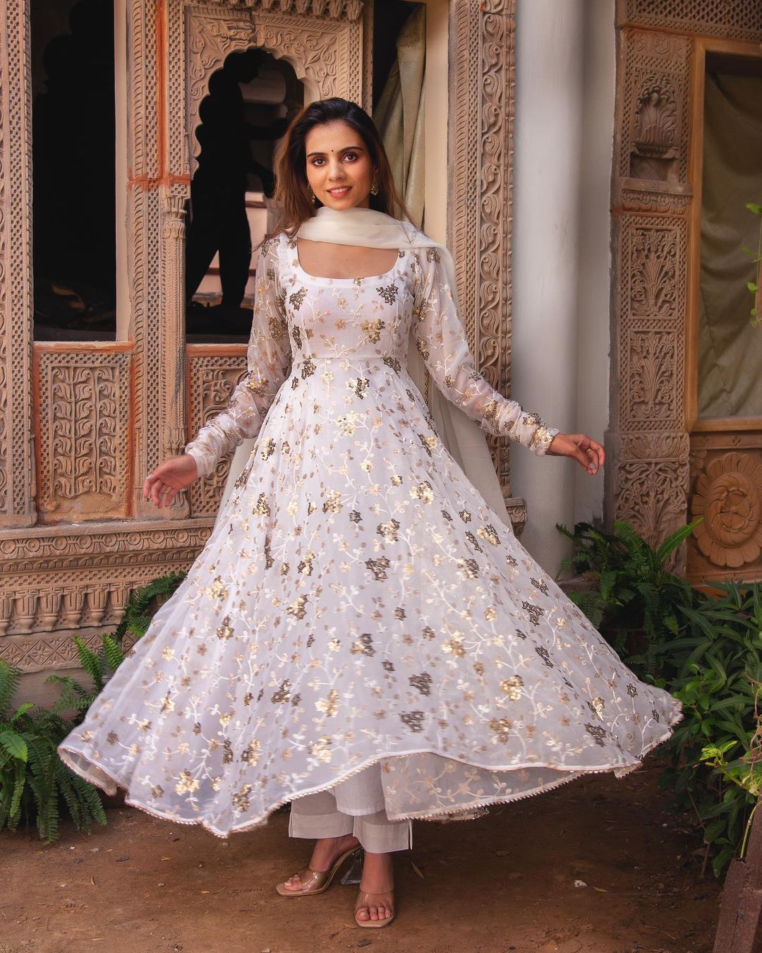 White Color Georgette With Sequence Work Party Wear Anarkali Gown