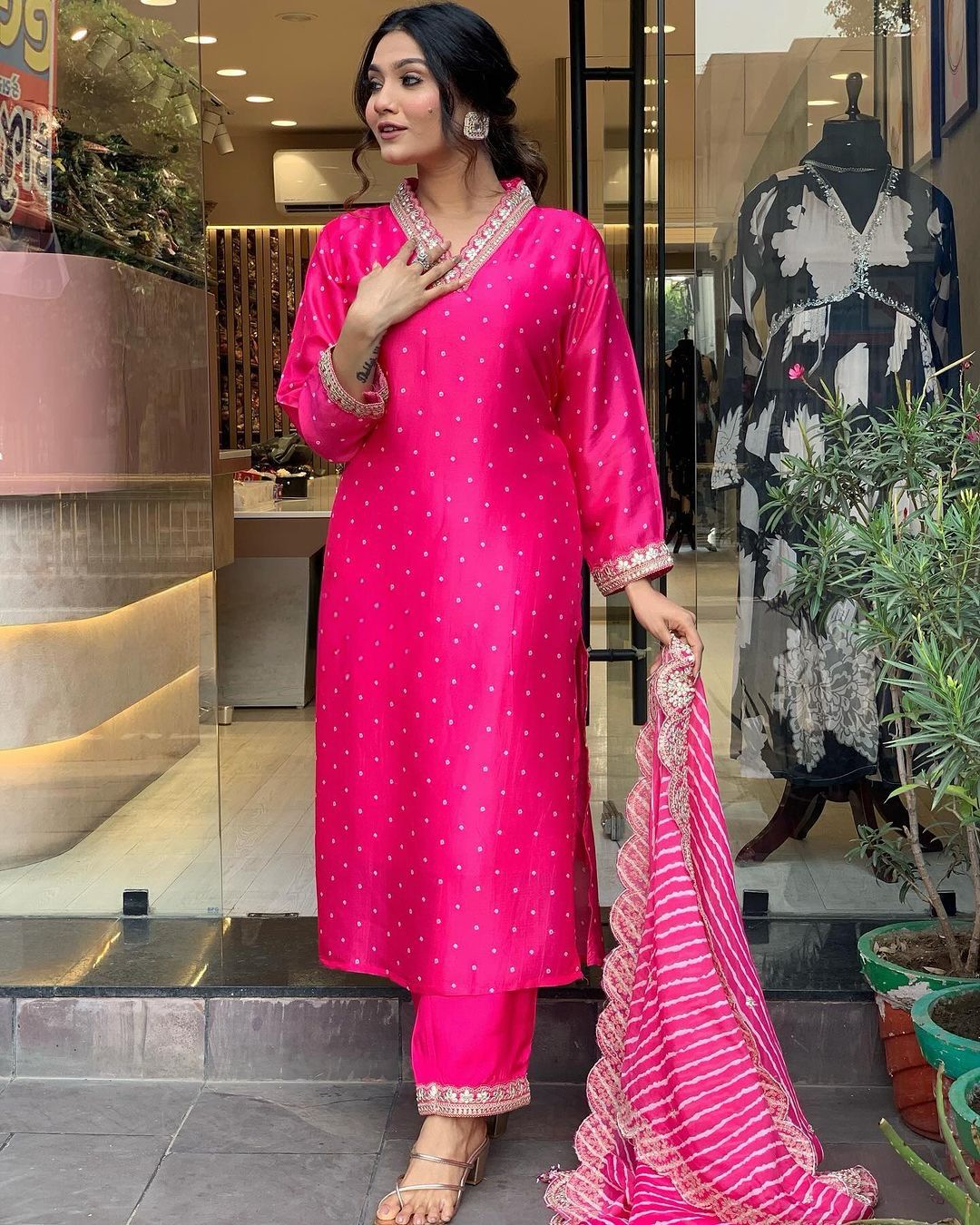 Casual Wear Pink Color Work Kurti Pant With Leheriya Dupatta