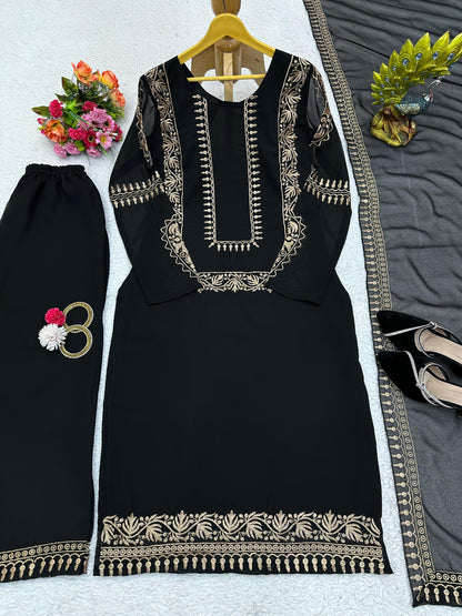 Mesmerizing Work Black Color Salwar Suit