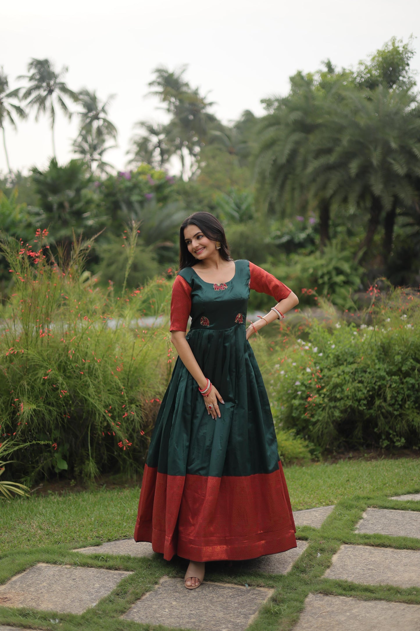 Banarasi Green Jacquard Weaving Design Fancy Gown