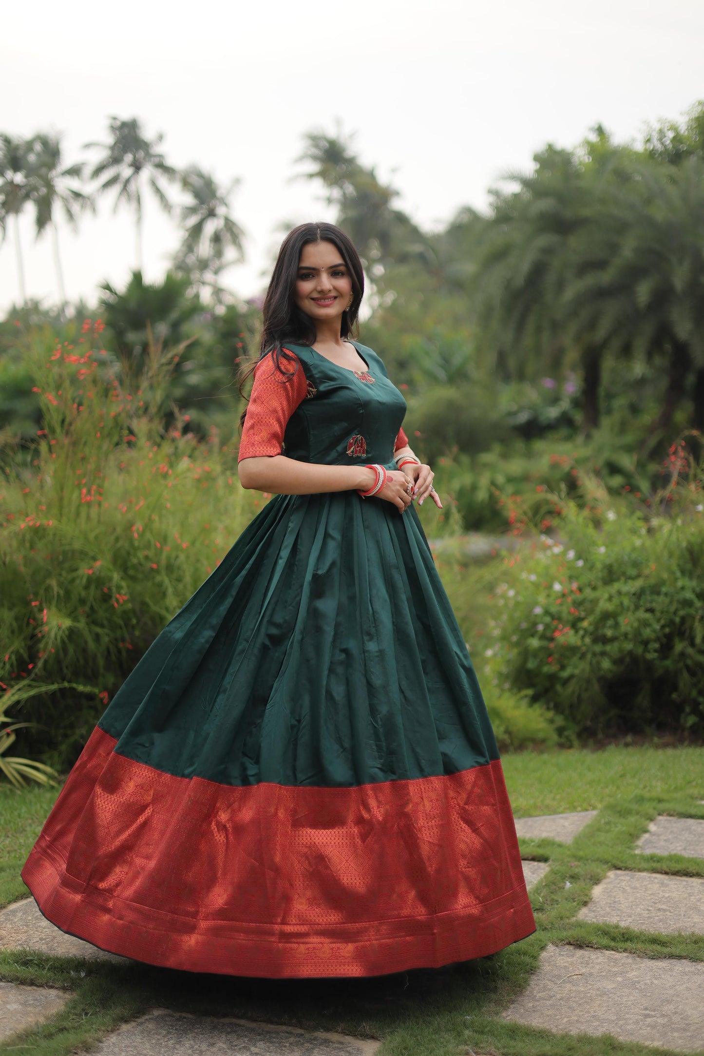 Banarasi Green Jacquard Weaving Design Fancy Gown