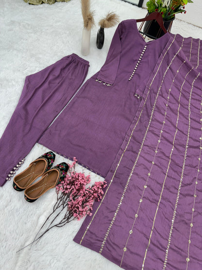 Fashionable Lavender Color Kurti Pant With Work Dupatta