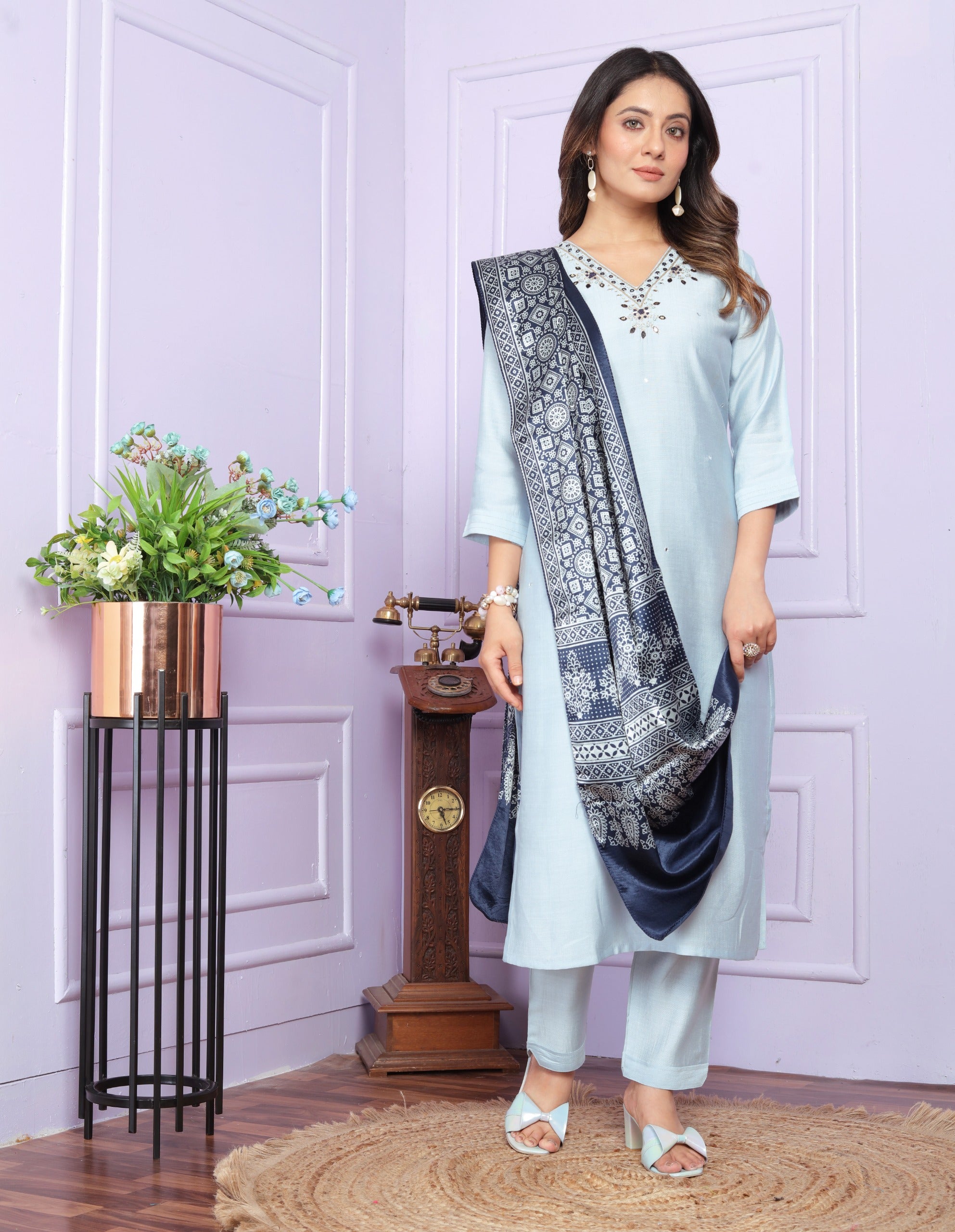 Alluring Sky Blue Straight Kurti Set With Dupatta