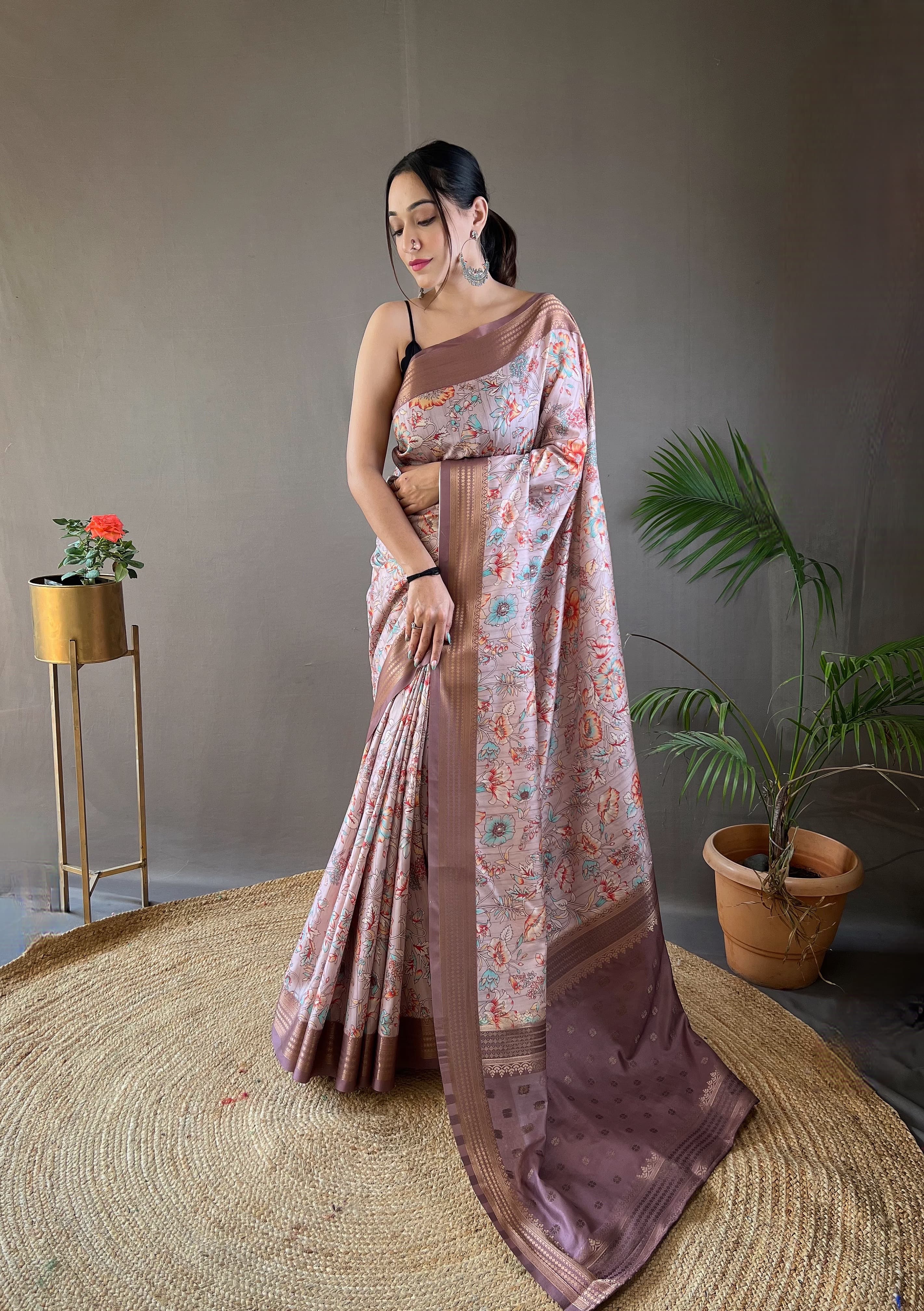 Flattering Digital Printed Dusty Pink Color Silk Saree