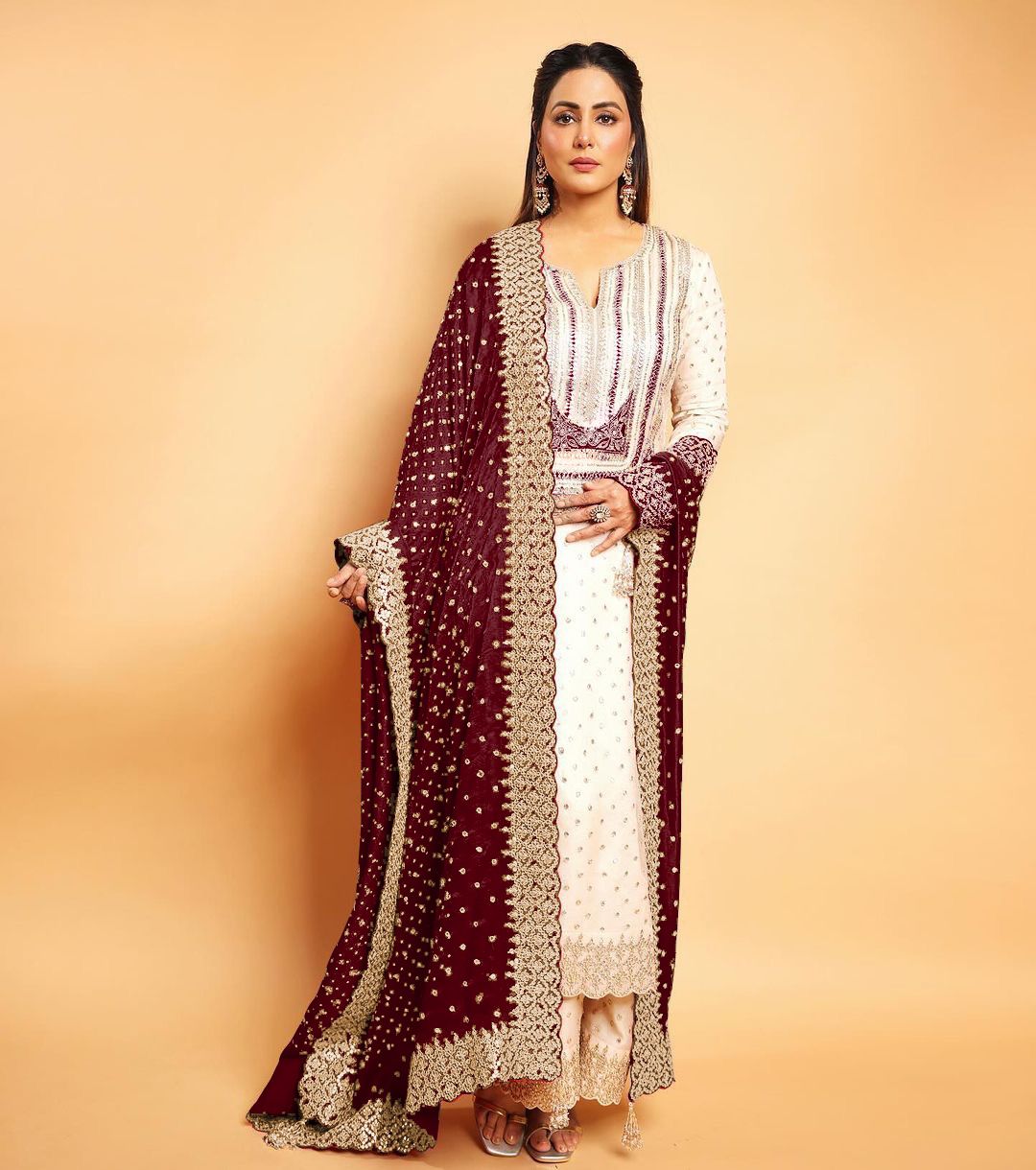 Hina Khan Wear White Palazzo Suit With Maroon Dupatta