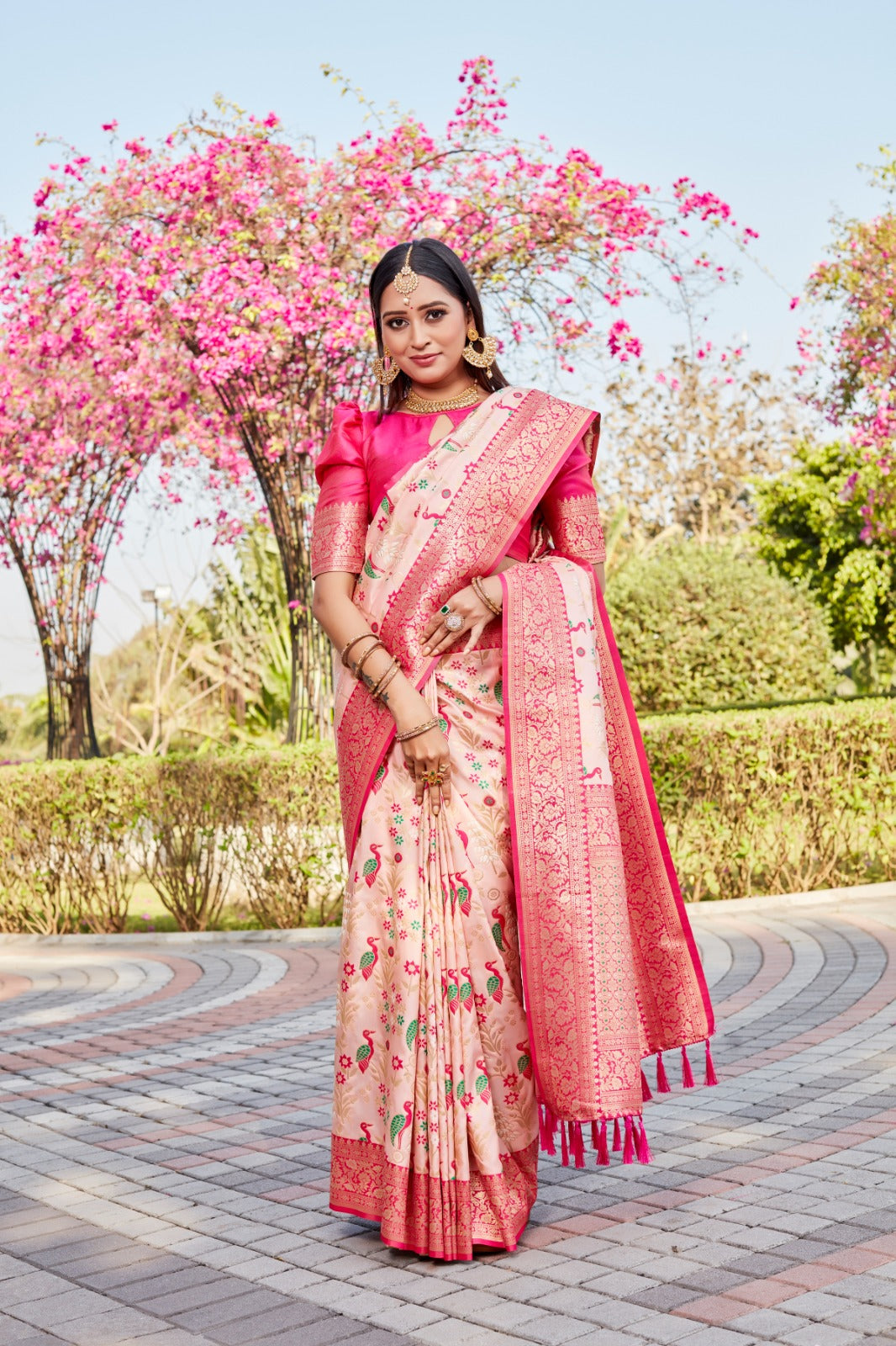 Shining Pink Color Kanjivaram Design Silk Saree