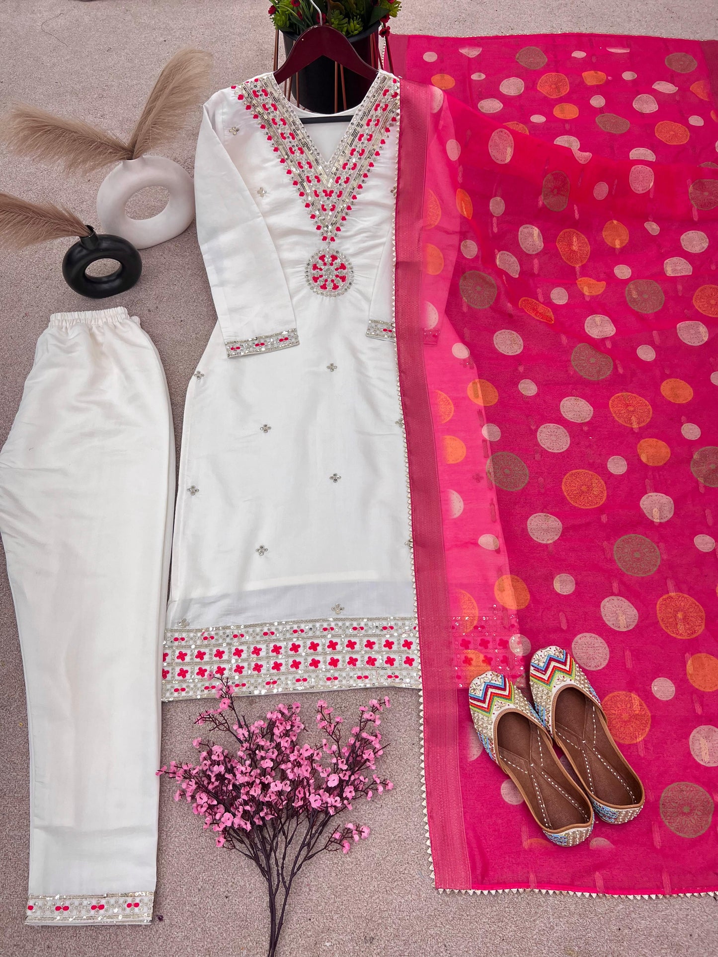 White Color Kurti Set With Jacquard Work Dupatta