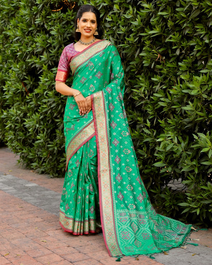 Beautiful Kanchi Border Aqua Green Color Patola Silk Saree