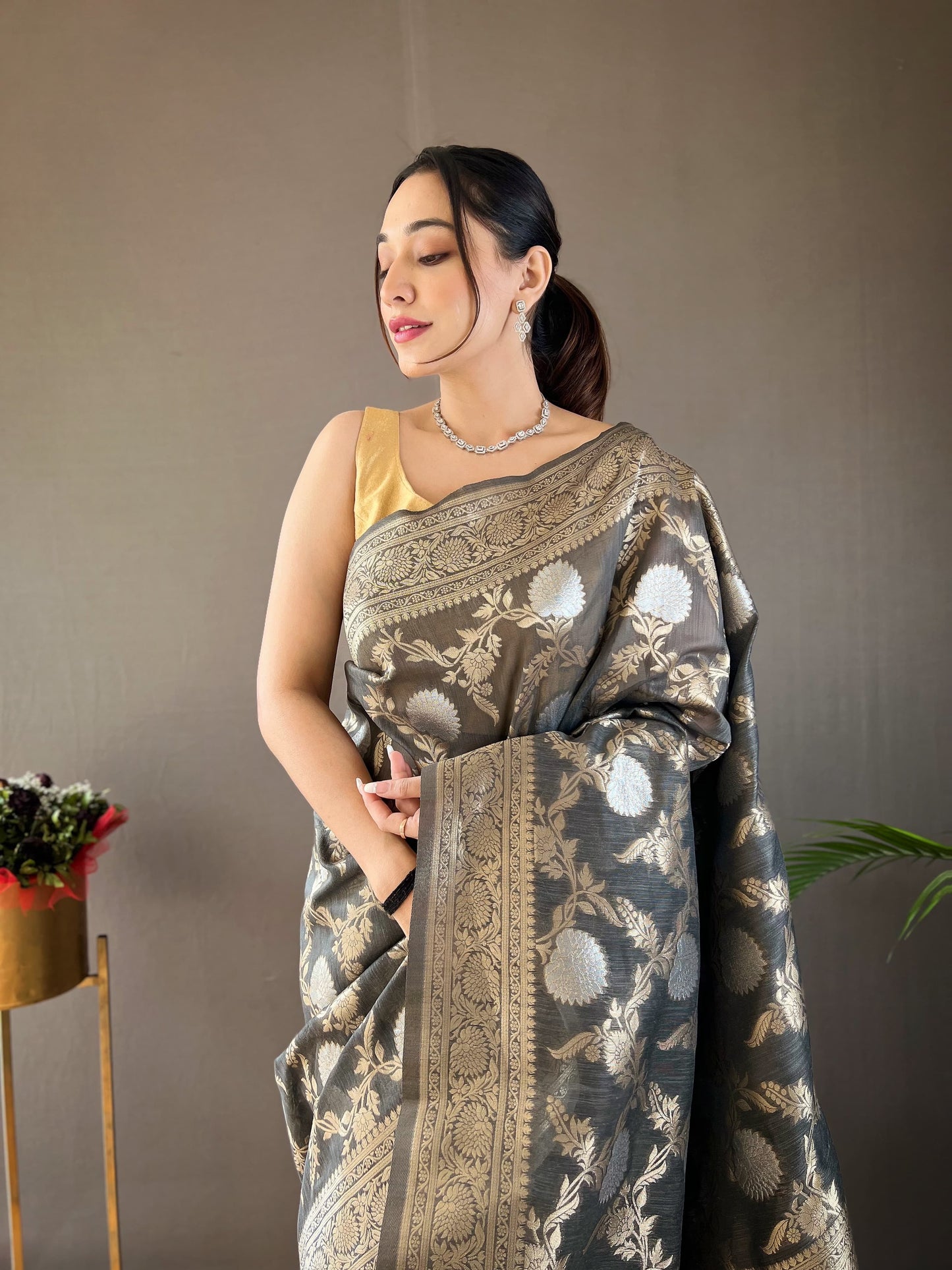 Traditional Grey Rich Pallu With Jacquard Work Silk Saree