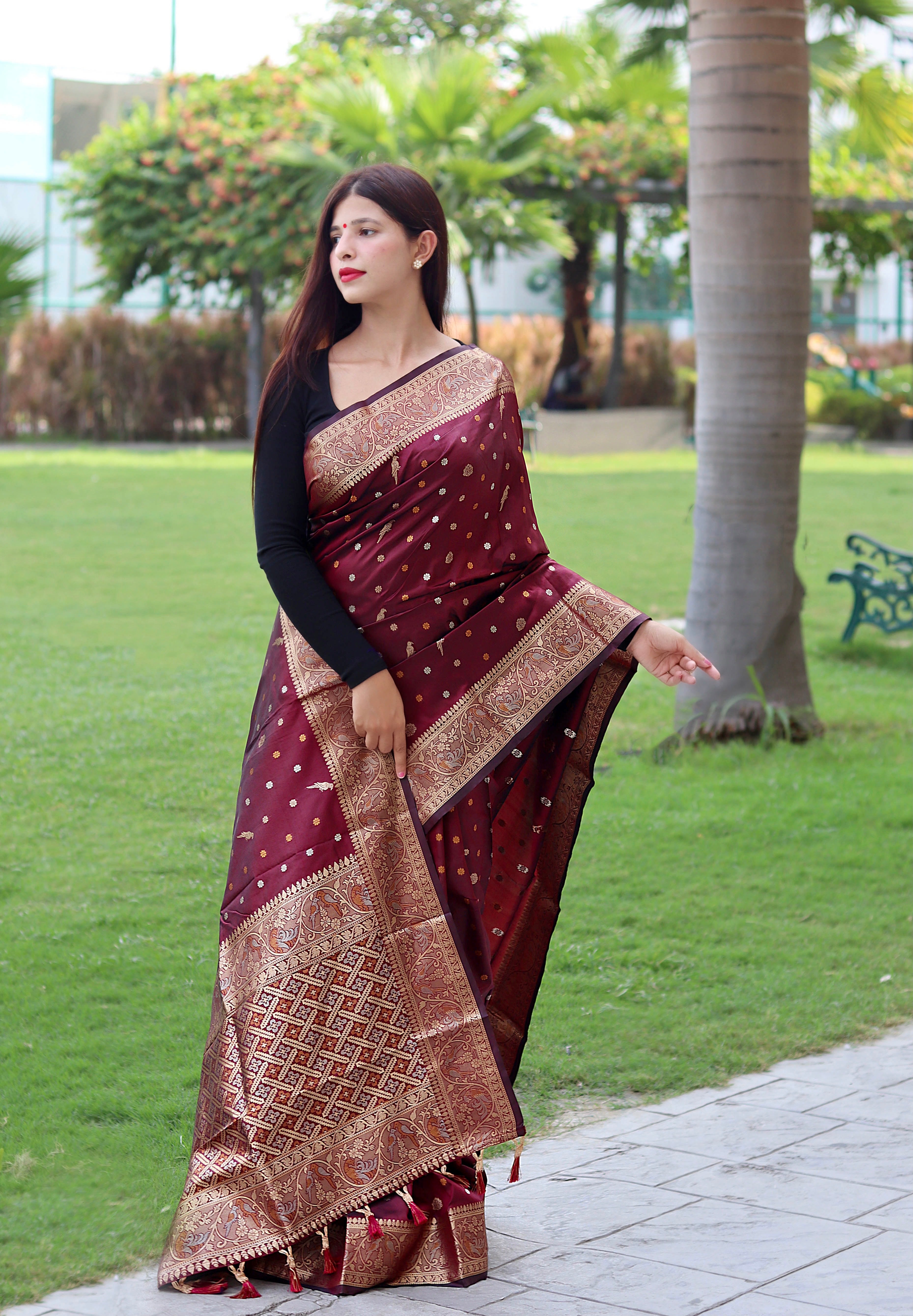 Latest Copper And Golden Zari Weave Border Maroon Saree