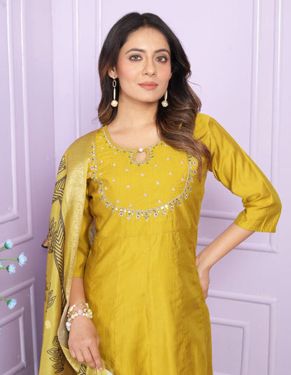 Amazing Kali Pattern Yellow Color Salwar Suit