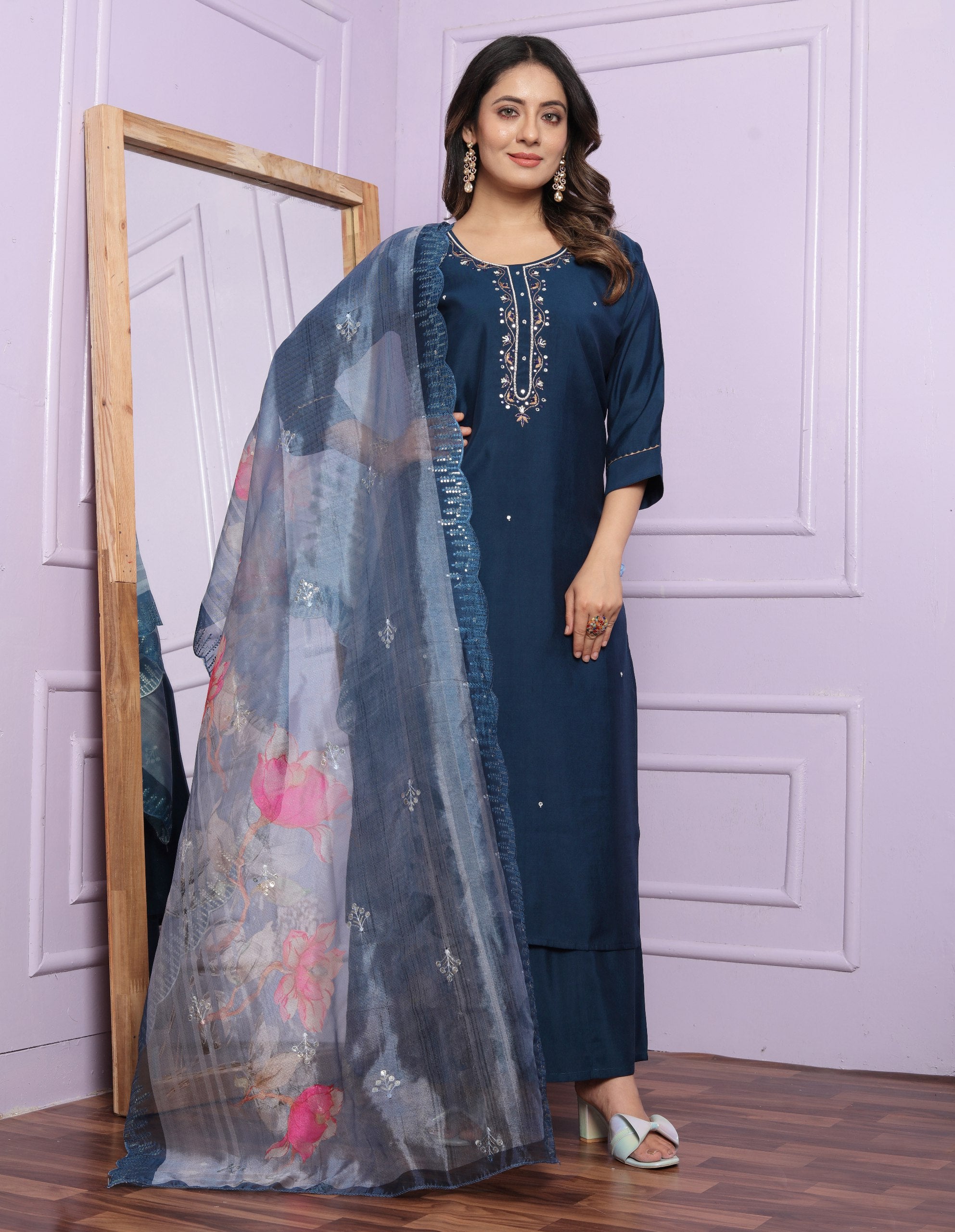 Round Neck Hand Work Navy Blue Palazzo Suit