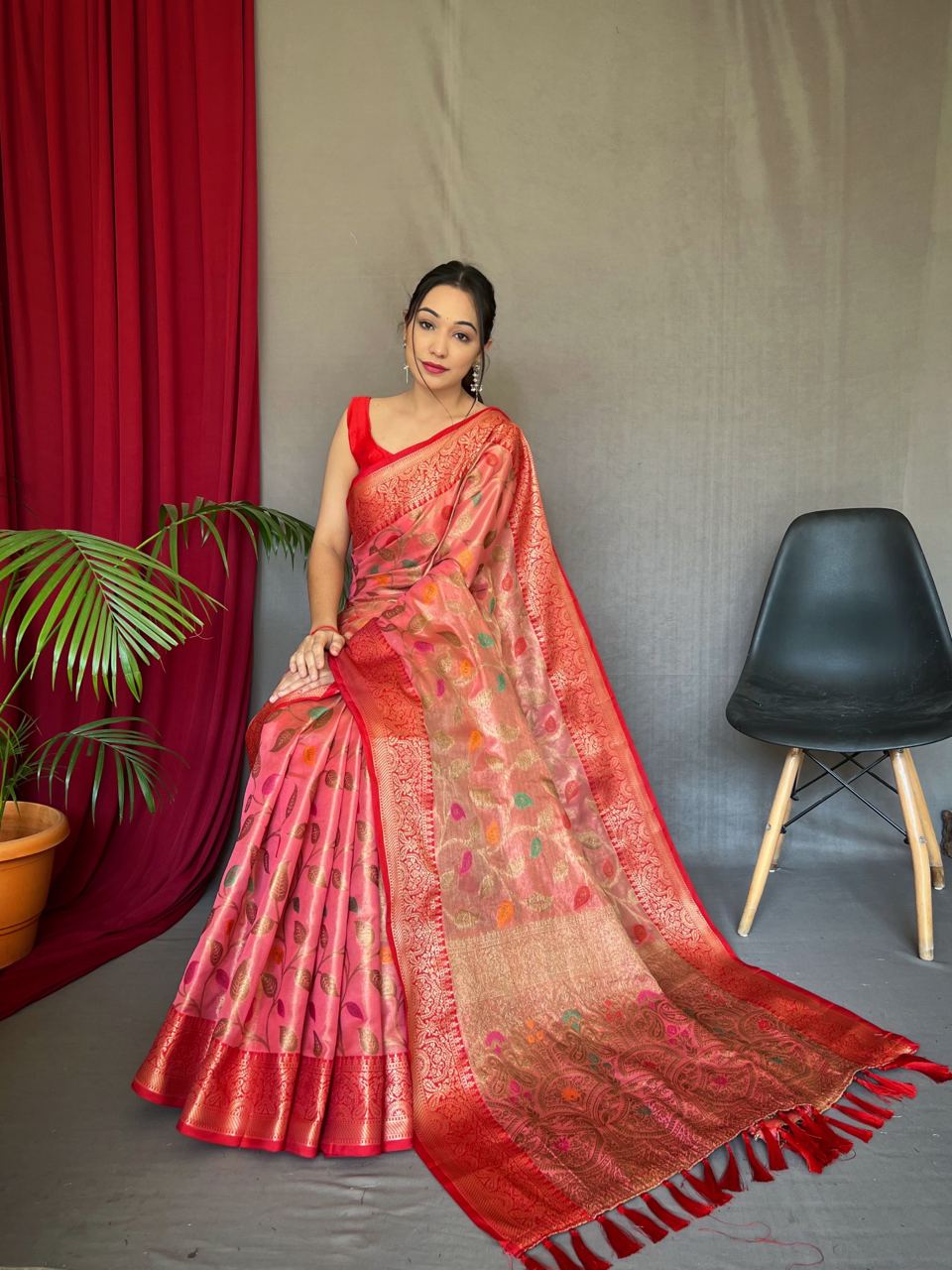 Tissue Silk Leaf Print Peach Color Saree