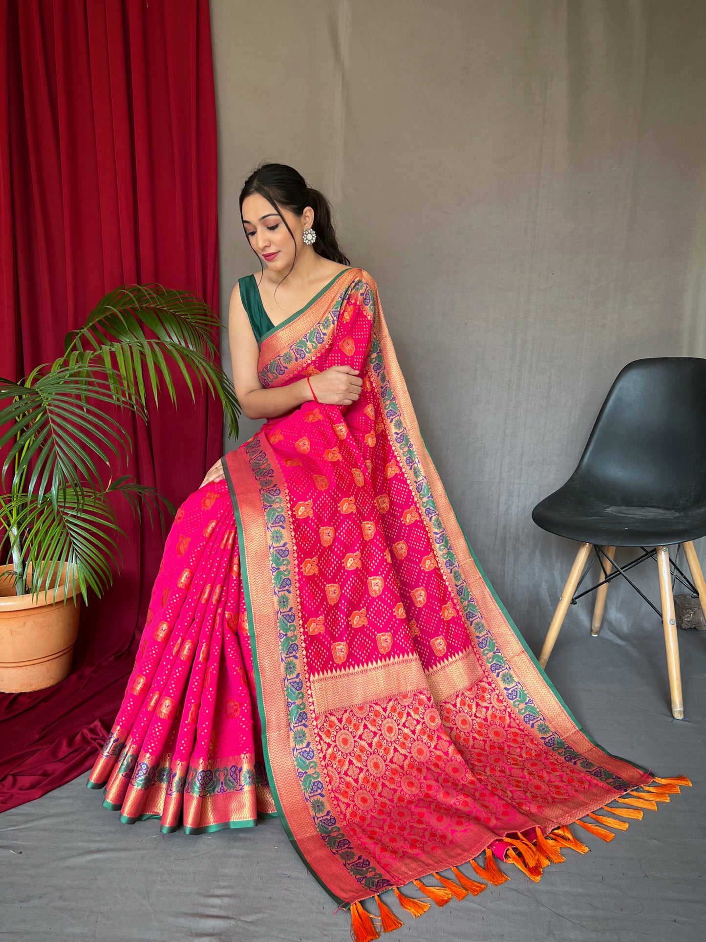 Wedding Wear Pink Color Kachi Patola Silk Saree