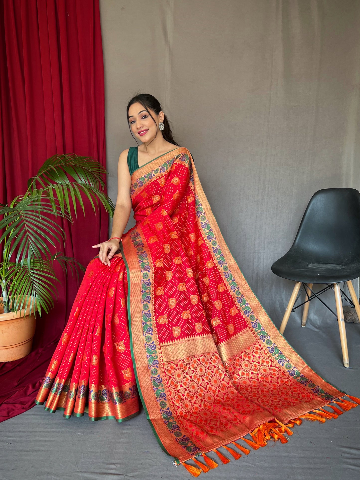 Wedding Wear Red Color Kachi Patola Silk Saree