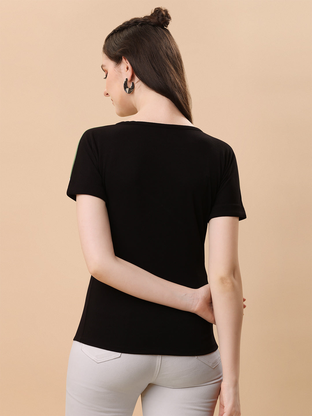 Round Neck Black And Pista Regular Fit Top