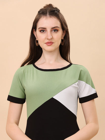 Round Neck Black And Pista Regular Fit Top