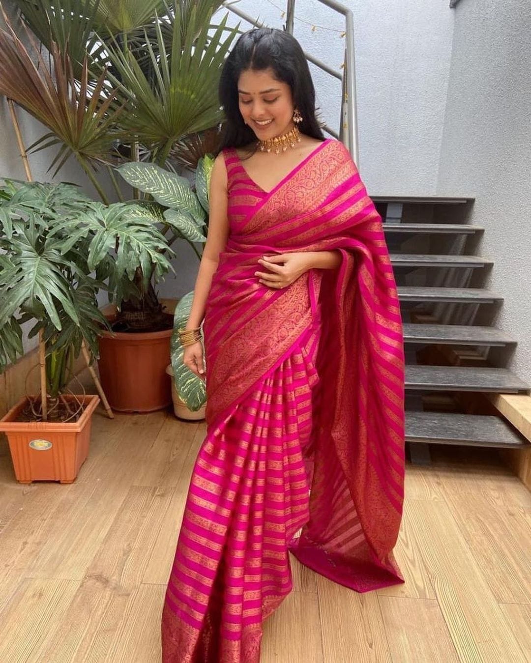 Adorable Pink Color Golden Jari Work Saree