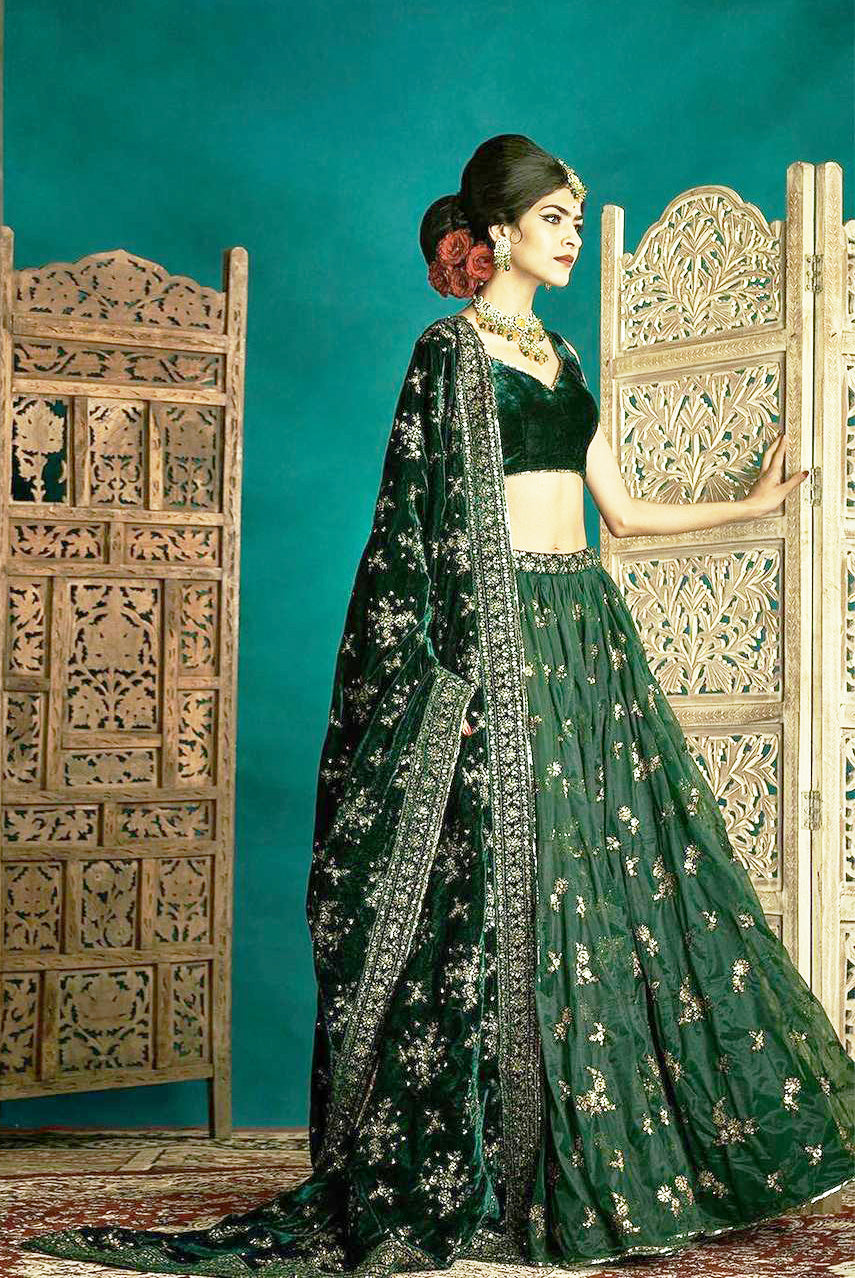 Bottle Green Velvet Lehenga Set | Lehenga, Traditional indian dress, Aza  fashion