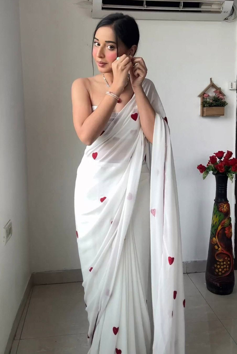 White Color Heart Shape Design Ready To Wear Saree