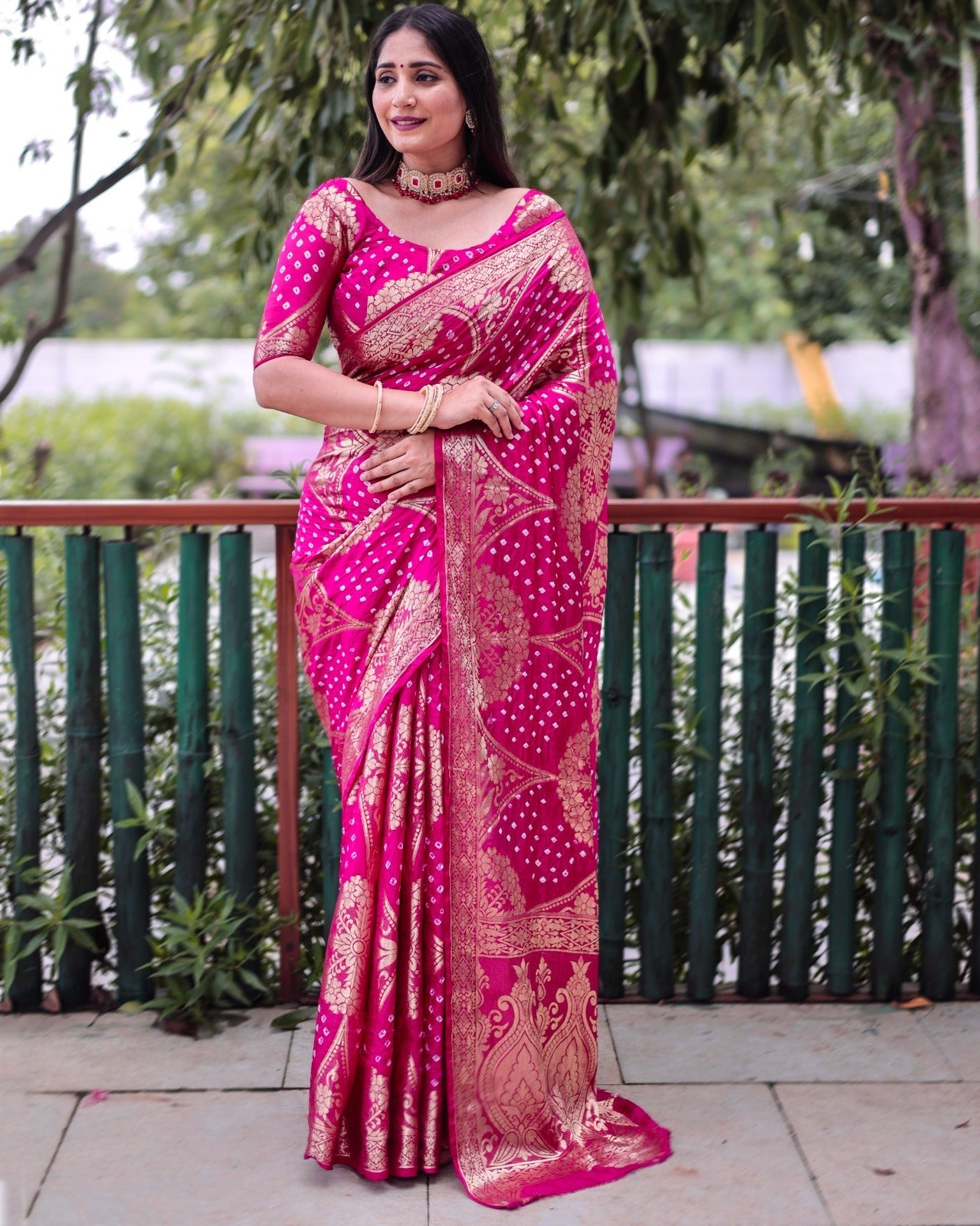 Bandhej Silk Pink Color Beautiful Design Rich Pallu Saree