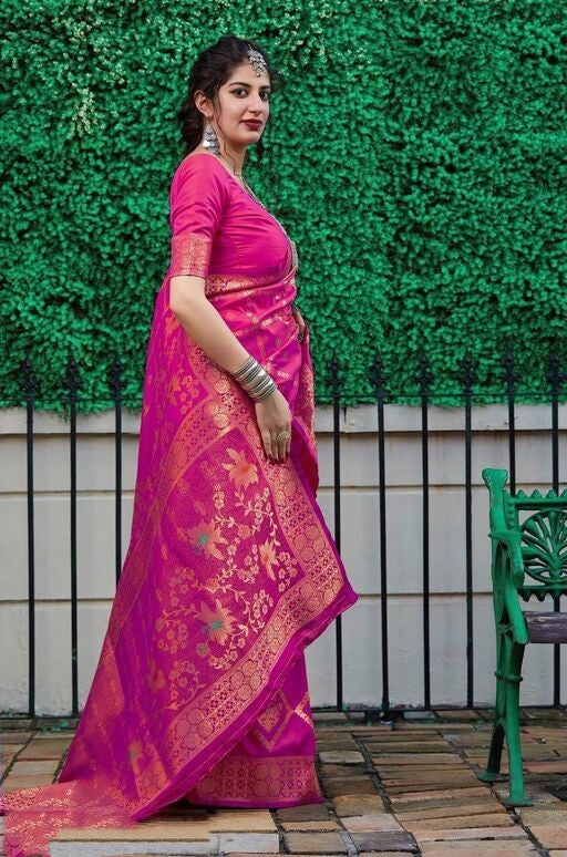 Pink Color Golden Jari Heavy Jacquard Border Saree