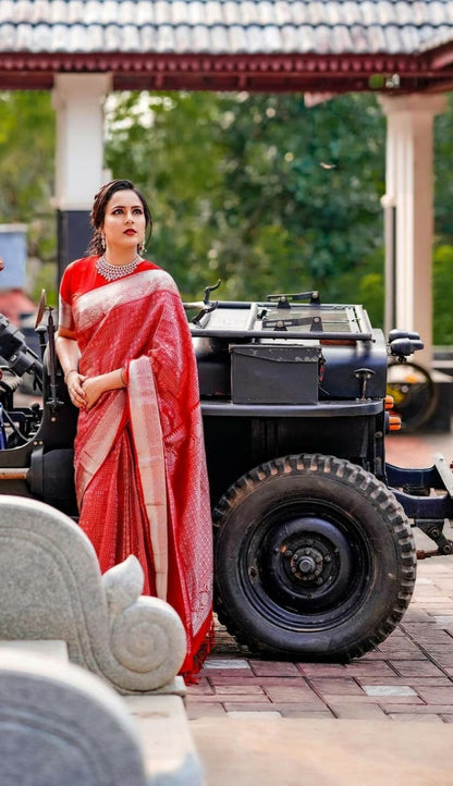 Blissful Red Color Rich Pallu Jacquard Border Saree