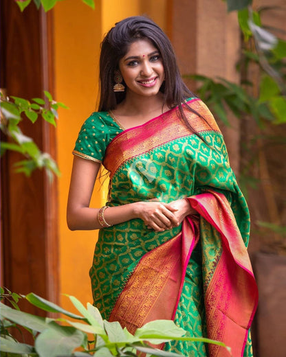 Captivating Jacquard Border Green Color Soft Lichi Silk Saree