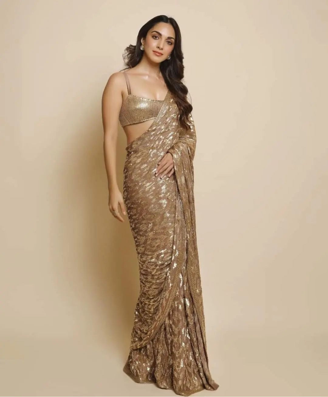 Bollywood Kiara Advani Golden Sequence Work Saree