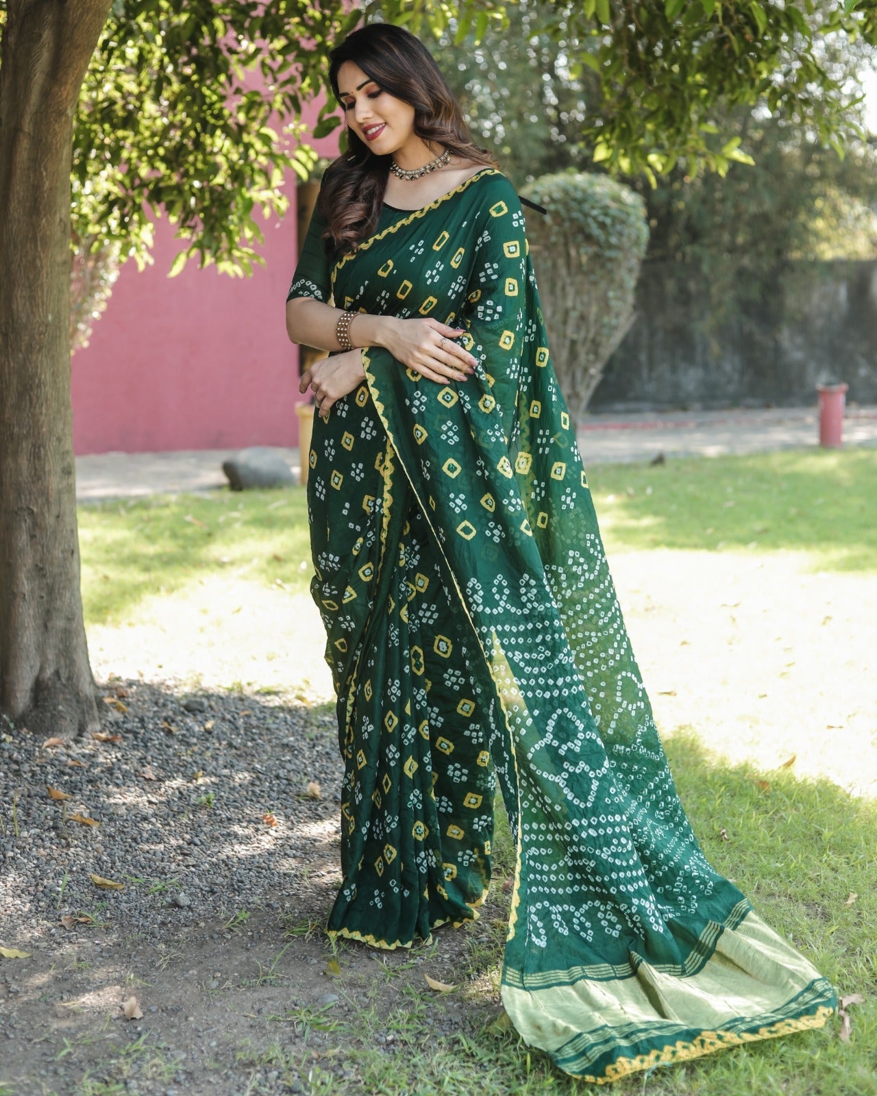 Bandhej Border With Zari Green Color Function Wear Saree