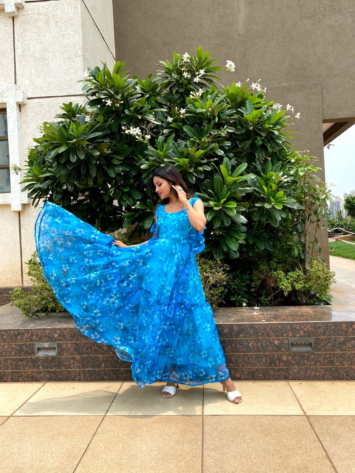 Glimmering Organza Silk Sky Blue Color Gown