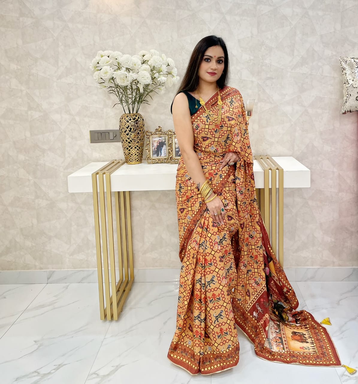 Designer Beige Color Handwork On Pallu Saree