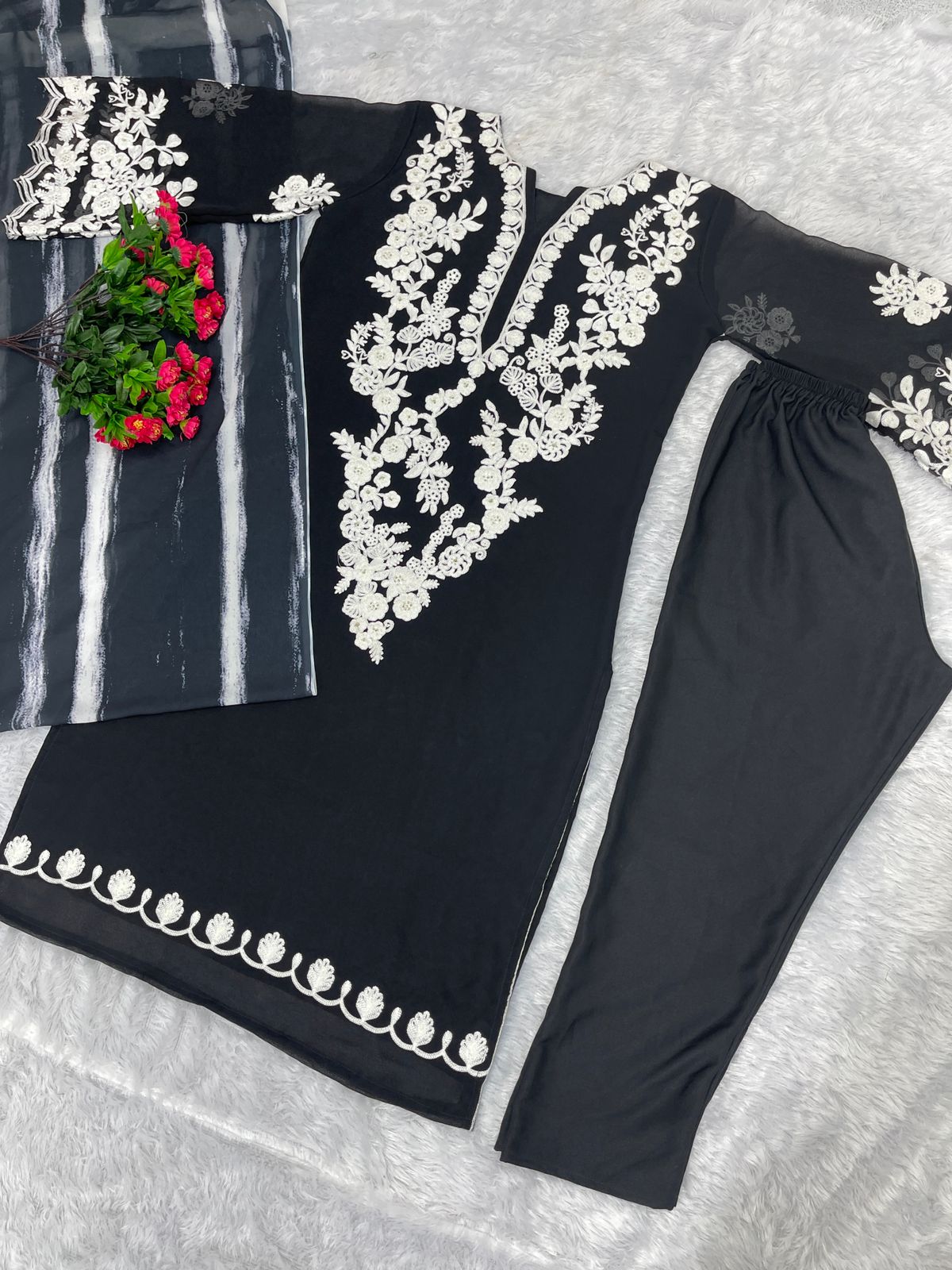 Blissful Black Color Sequences Work Salwar Suit