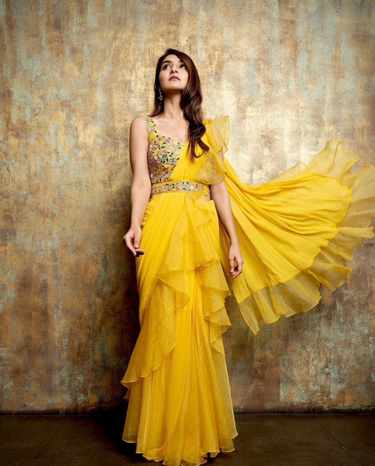 Yellow Net Wedding Lehenga Choli 43746 | Lehenga style saree, Bollywood  dress, Lehenga