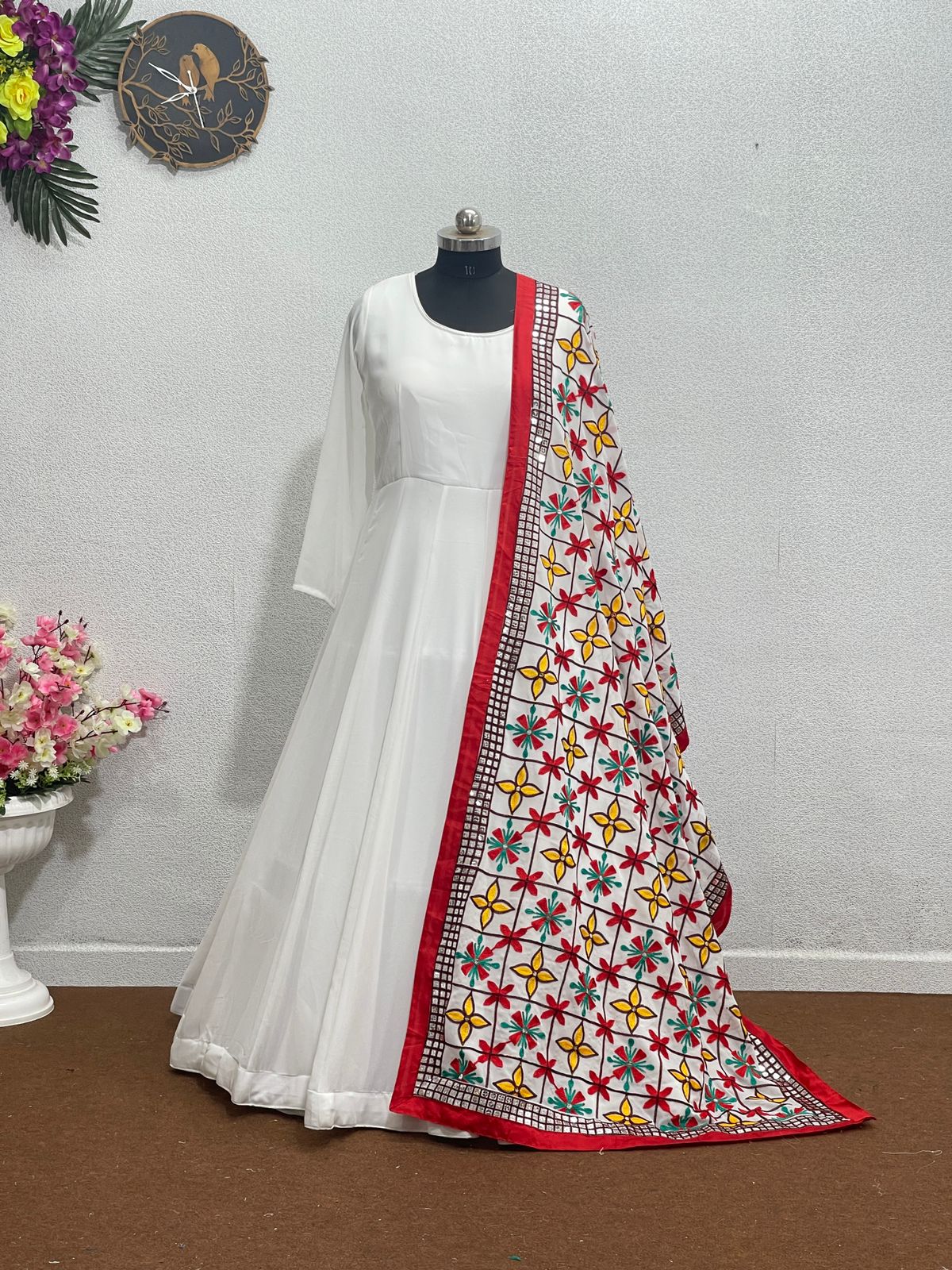 Party wear Plain White Gown With Dupatta