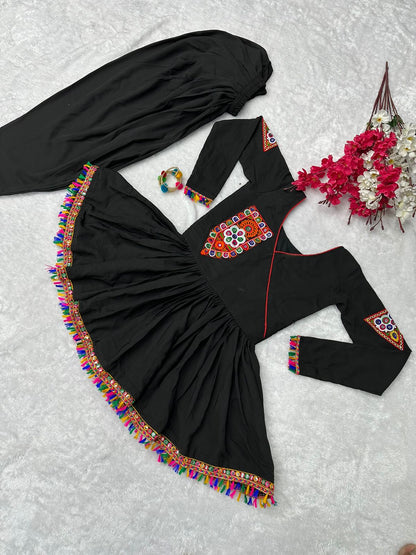 Black Color Navratri Special Dhoti With kediya