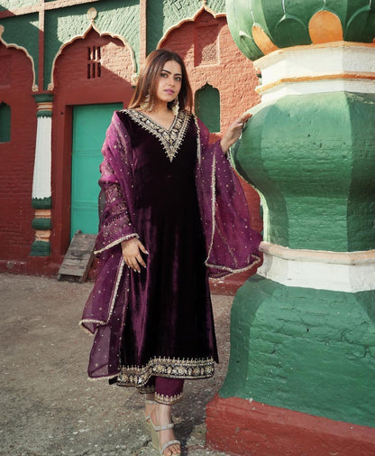 Wedding Wear Purple Color Velvet Salwar Suit