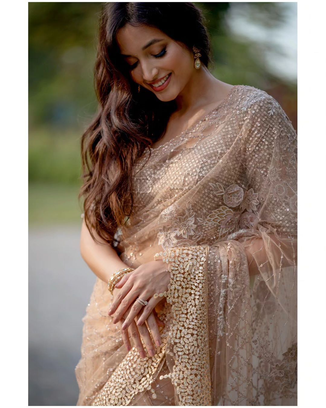 Excellent	Beige Color Lace Border Net Saree