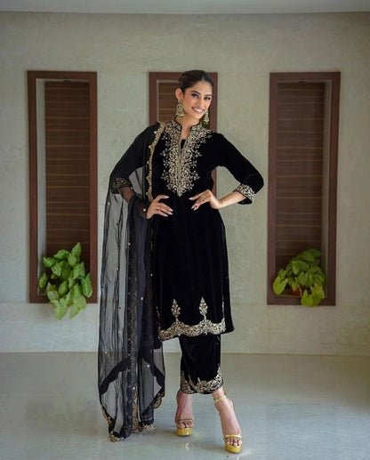 Thread With Sequence Work Black Color Salwar Suit