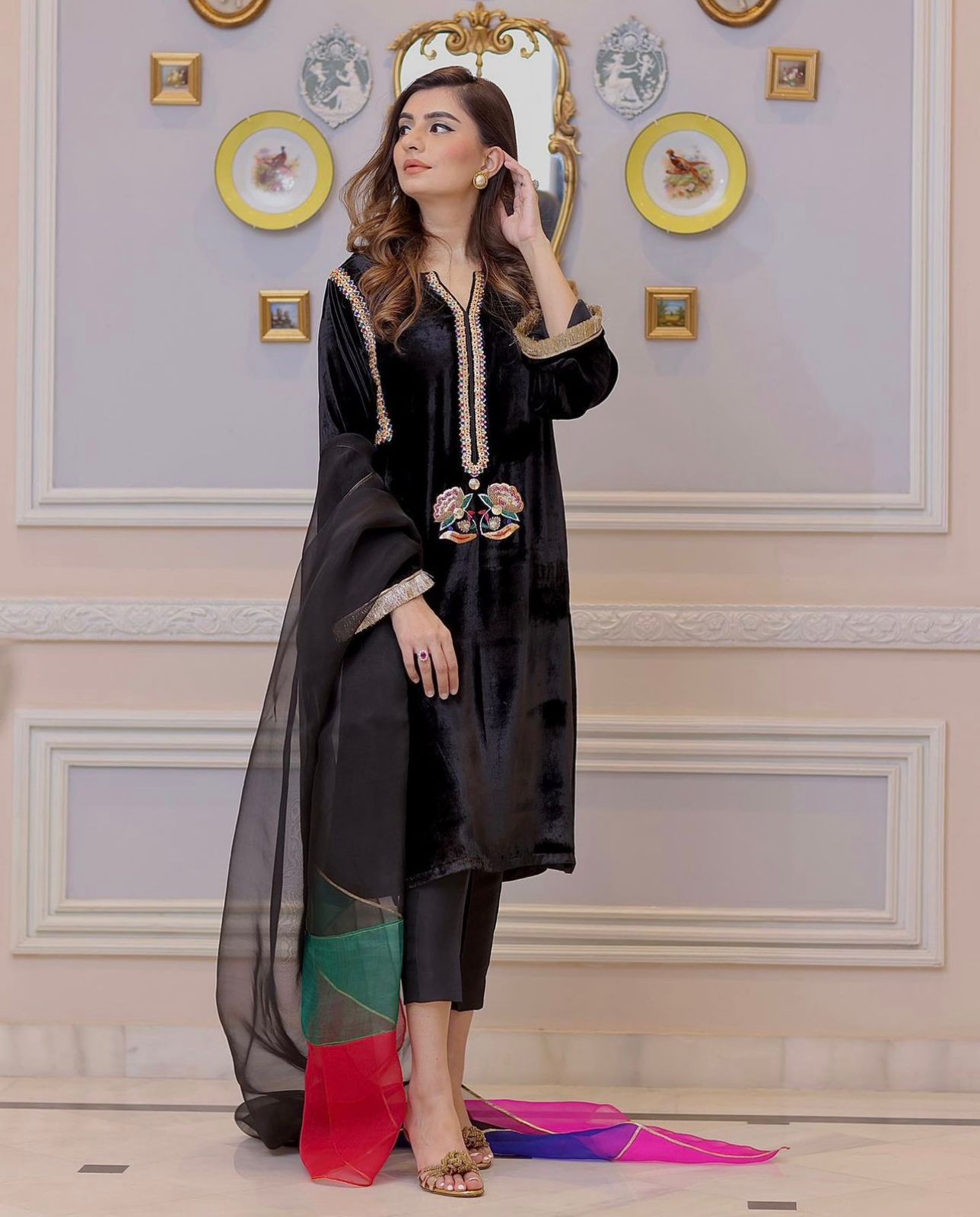 Glimmering Black Color Velvet Thread Work Salwar Suit