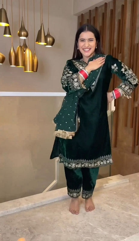 Pakistani Designer Thread With Fancy Lace Work Green Velvet Suit