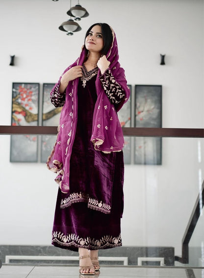 Awesome Punjabi Style Purple Color Velvet Salwar suit