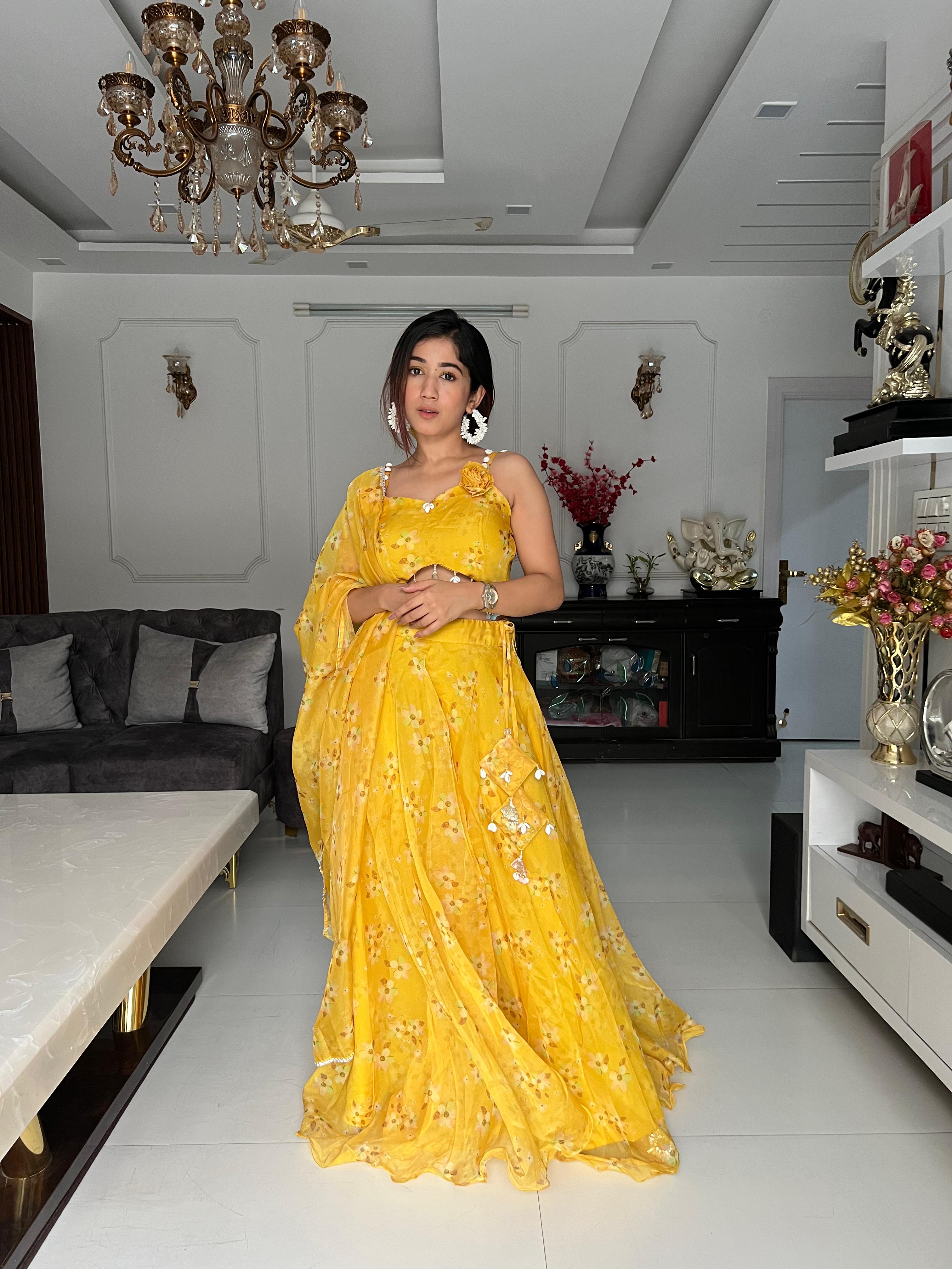 Sequin Highlights Yellow Haldi Ceremony Designer Lehenga Choli With Dupatta  at Rs 2490 | Lehenga Choli in Surat | ID: 23970627455