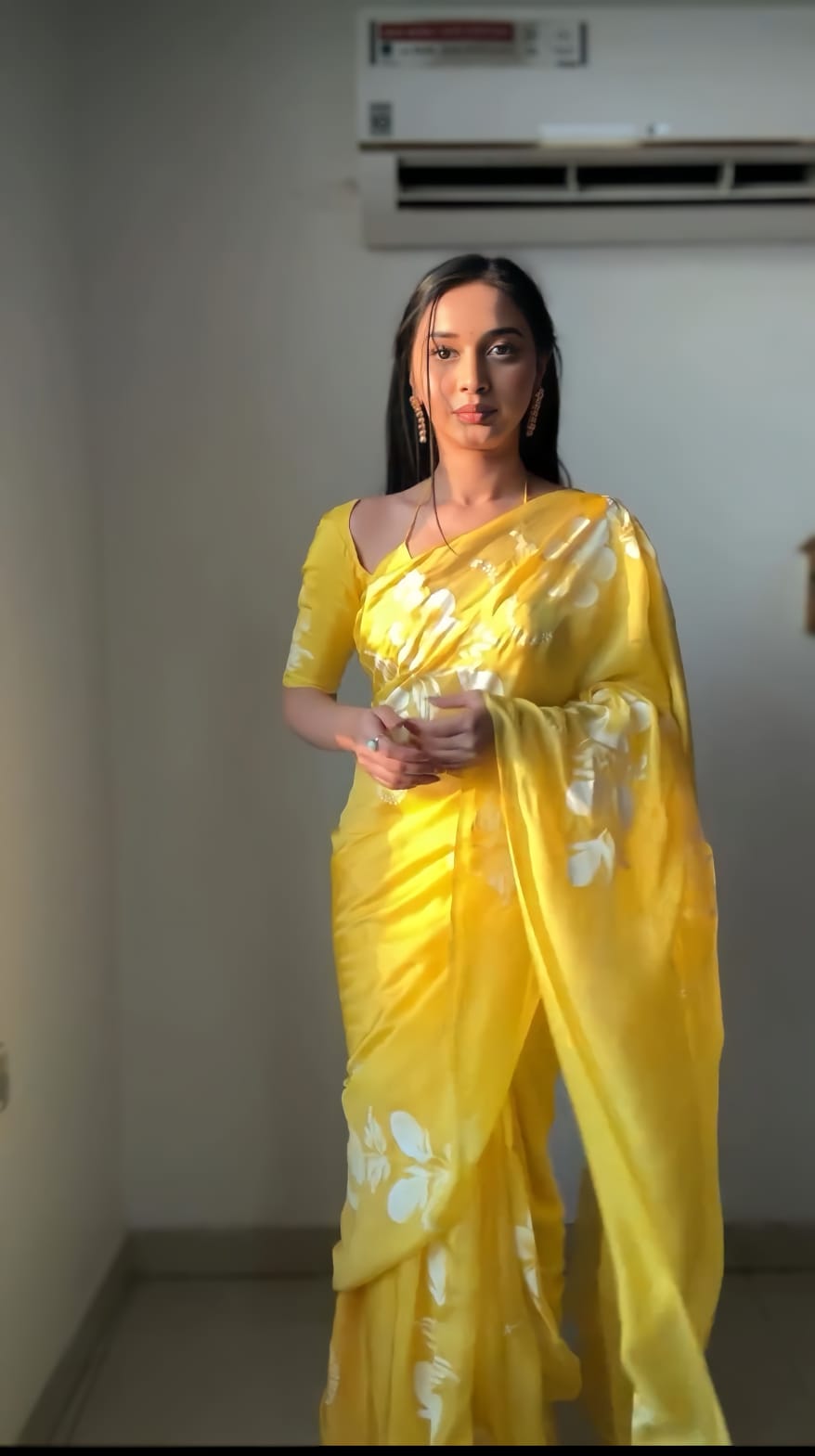 Beautiful Yellow Colour Flower Design Ready To Wear Saree