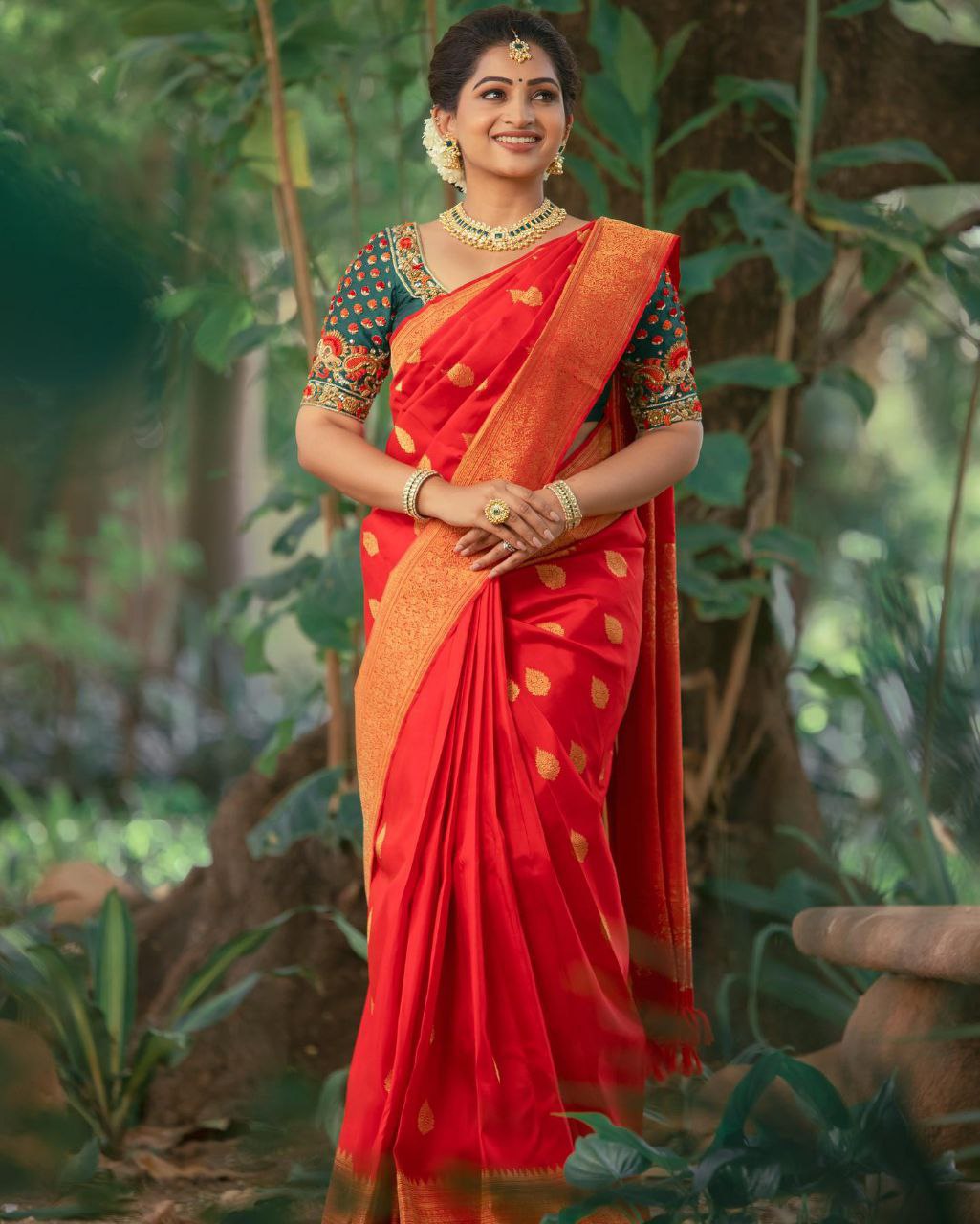 Wedding Wear Red Color Golden Jari  Design Saree