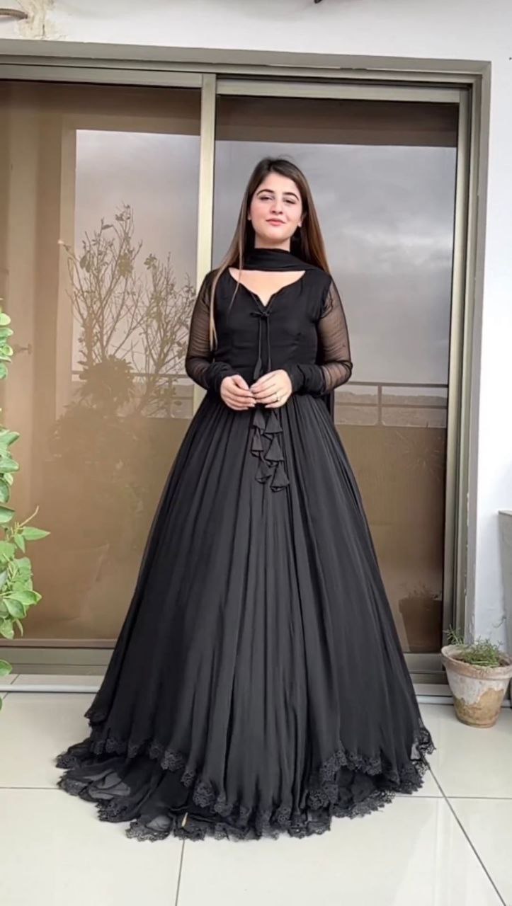 Amazon.com: Delisa Fashion New Indian Party wear ready to wear premium Anarkali  Gown Suit set salwar kameez for women with dupatta-10033 (Black, 36) :  Clothing, Shoes & Jewelry